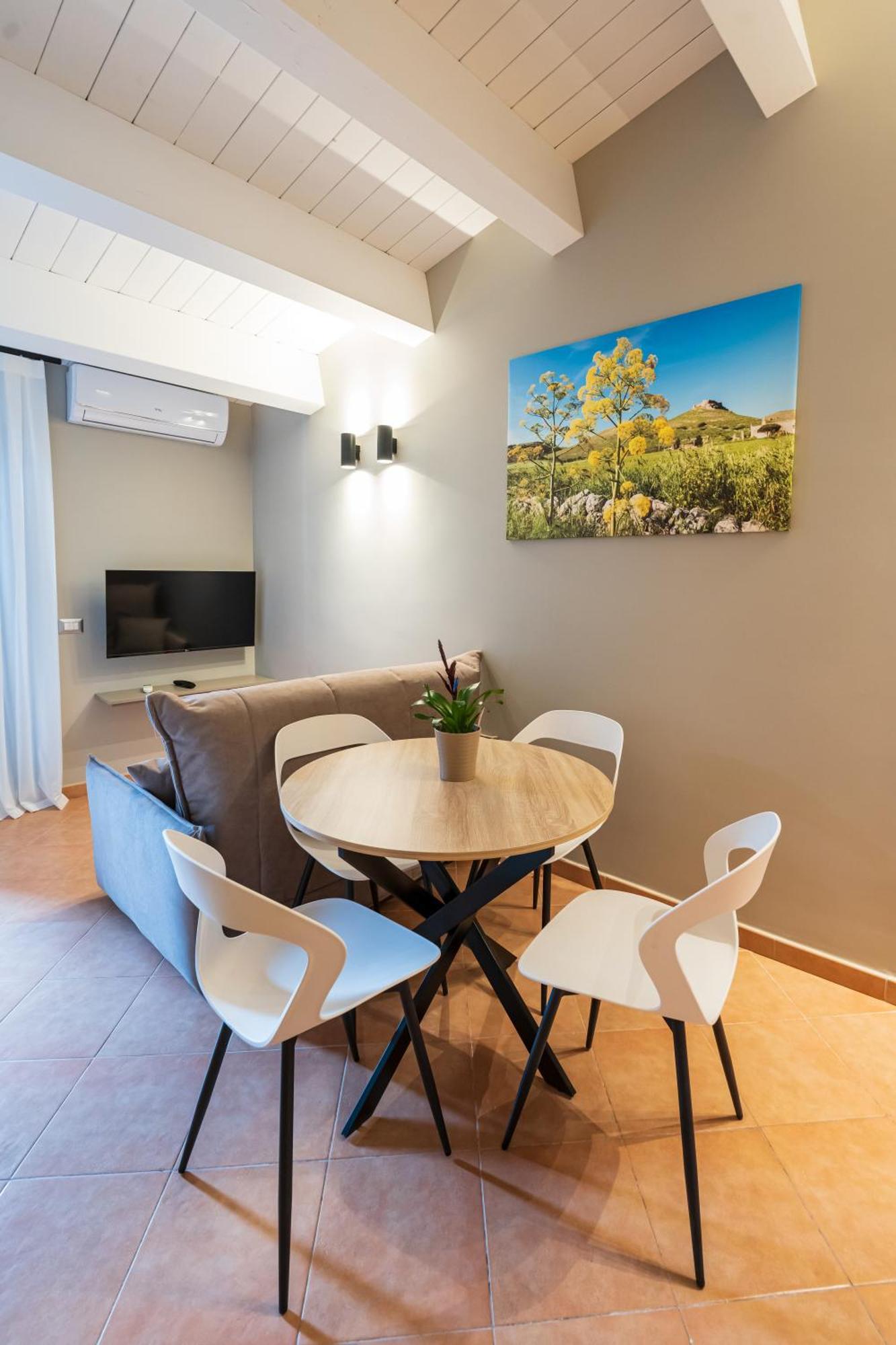Arcolobello B&B Aparthotel Корато Екстериор снимка